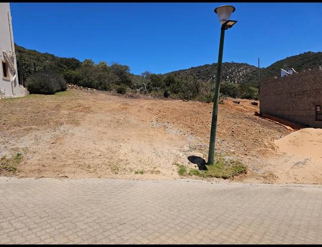 LAND FOR SALE IN VAKANSIEPLAAS